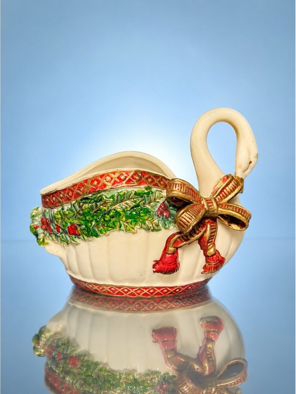 Vintage 1970s Swan Planter Holly Berry Cream Ceramic, 6.5x3x5"